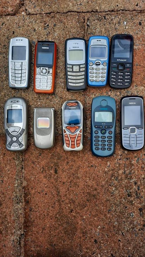 Diverse oude telefoons