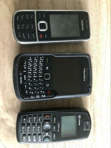 Diverse oude telefoons SagemNokiaBlackBerry