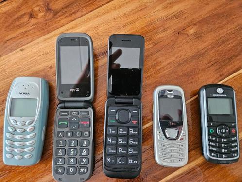 Diverse telefoontjes te koop per stuk of per lot.