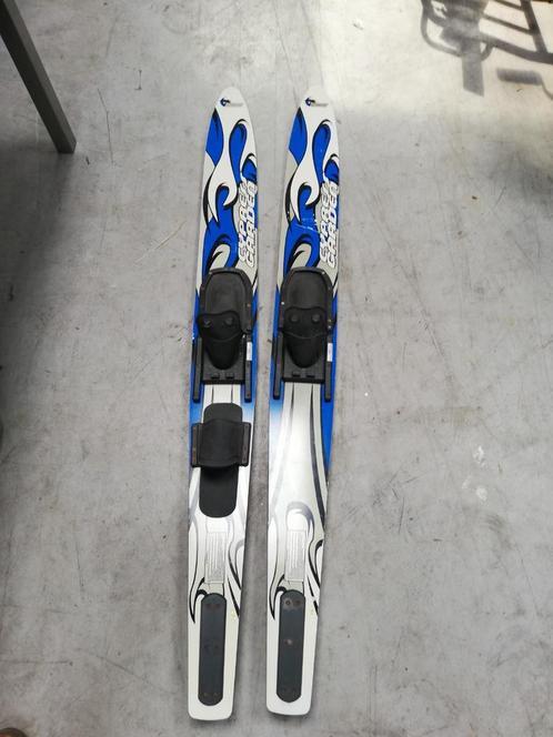 Diverse water skies, nieuwe treklijnen, ski vesten