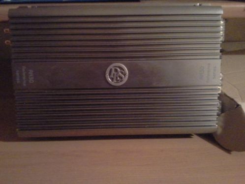 DLS RA30 3 kanaals versterker 565 watt rms op 2 ohm