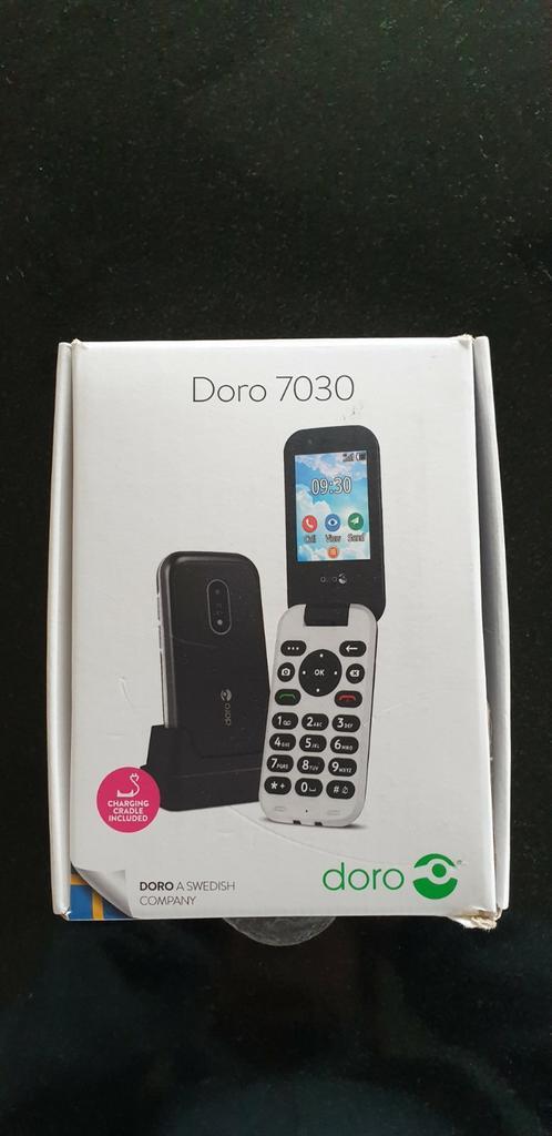 Doro 7030 black 4G phone senioren klaptelefoon