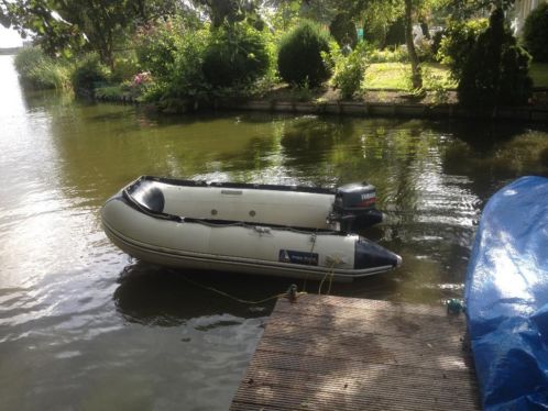 dragon marine rubberboot met buitenboord motor