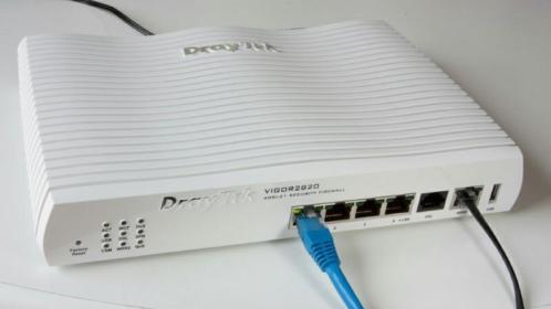 Draytek 2820  2760 routers