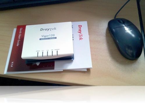 DrayTek Vigor 120 ADSL22 Annex A breedband modem router