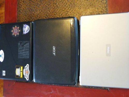 drie keer laptops