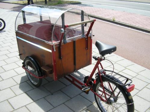 Driewiel Bakfiets 4 kinderen 5 versnellingen met kap