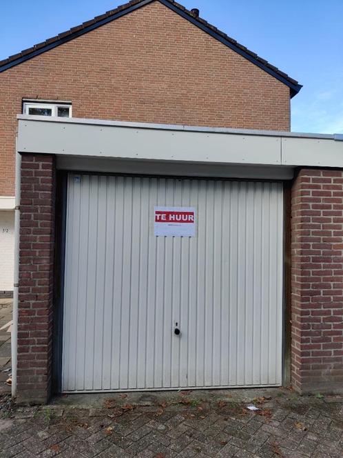 Droge Garagebox ca16m2 v opslagoldtimer, Tilburg Groenewoud