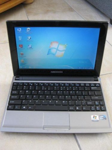 Dualcore Medion Akoya E1228 - 250GB - accuduur 6 uur - win7