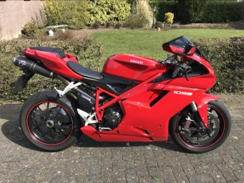 Ducati 1098 met Termignoni Carbon dempers