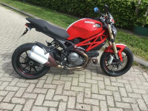 Ducati 1100 monster evo