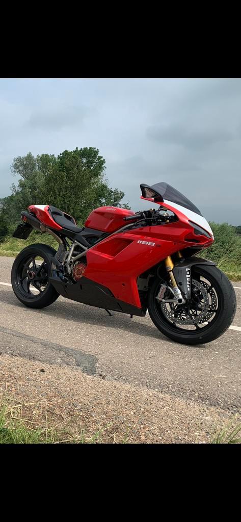 Ducati 1198S  Compleet Ducati Performance uitgevoerd