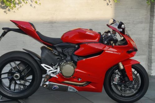 Ducati 1199 Panigale ABS (2013)  1198 (2009)