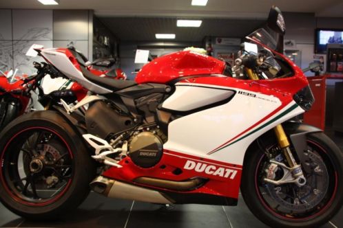 DUCATI 1199 Panigale S Tricolore