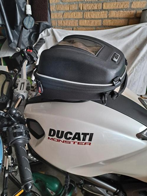 Ducati 696