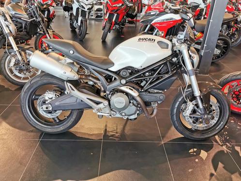 Ducati 696 Monster (bj 2008)