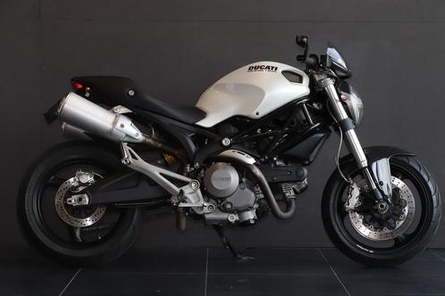 Ducati 696 Monster (bj 2008)