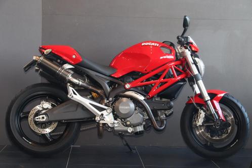 Ducati 696 Monster (bj 2008)