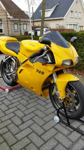 Ducati 748 biposta