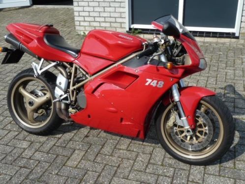 Ducati 748 BIPOSTO (bj 2000)