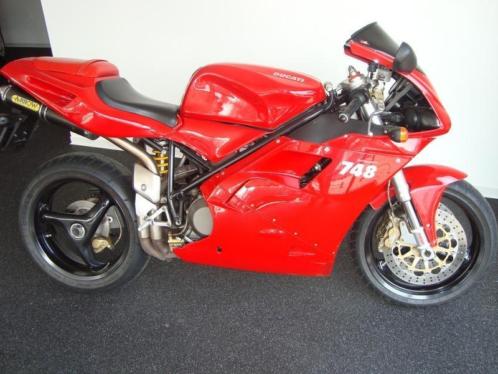 DUCATI 748 (bj 2004)