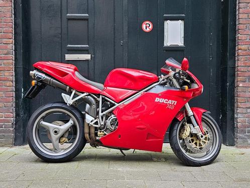 Ducati 748 desmoquattro biposto