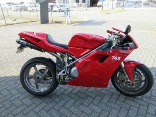 Ducati 748 Monoposto in Nieuwstaat bj2001