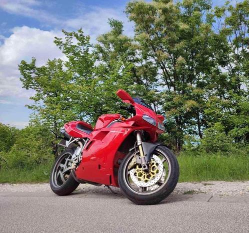 Ducati 748 S