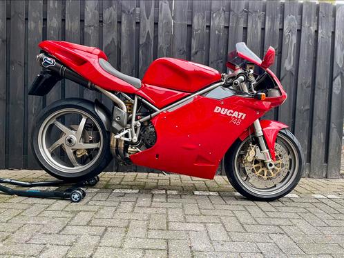 Ducati 748 ( termignoni  zeer mooi )