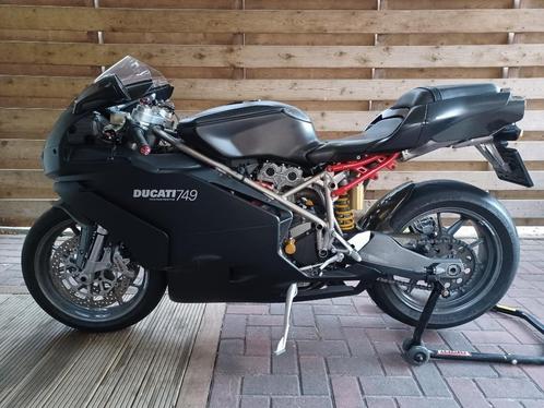 Ducati 749