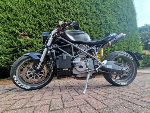 ducati 749 custom streetfighter naked bike