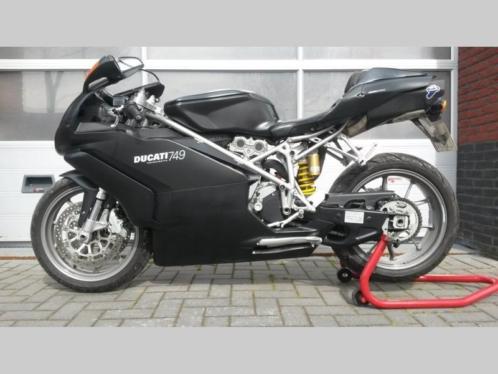 DUCATI 749 Dark (bj 2006)