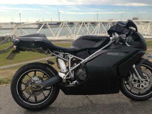 Ducati 749 Dark uit 2006 met weinig km039s