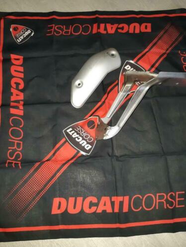 Ducati 749 kentekenplaathouder uitlaatbeschermer nieuw sjaal
