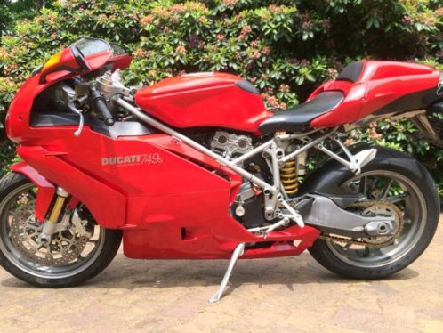 Ducati 749 S uit 2004. Dealer onderhouden