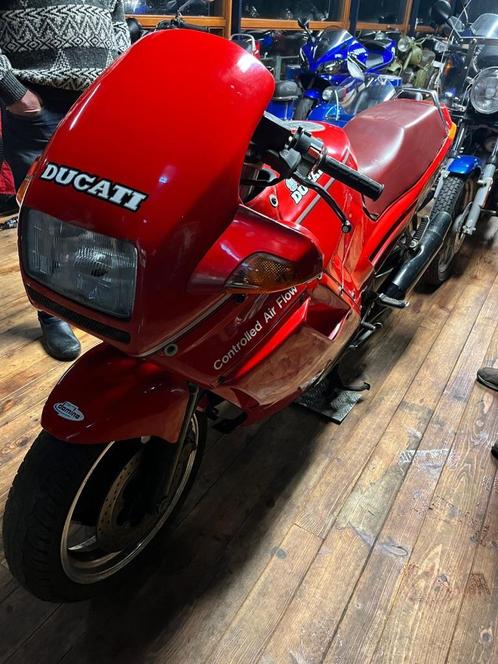 Ducati 750 Paso te huur