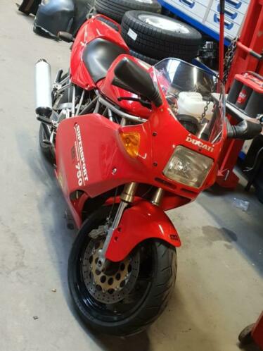 Ducati 750 supersport desmondue topstaat