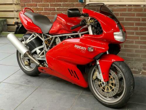 Ducati 750 Supersport i.e. met lage kilometerstand