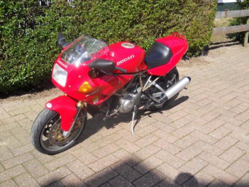 Ducati 750 Supersport nuda