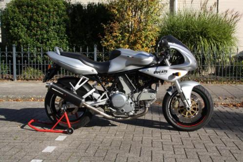 Ducati 800 Sport 