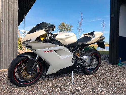 Ducati 848