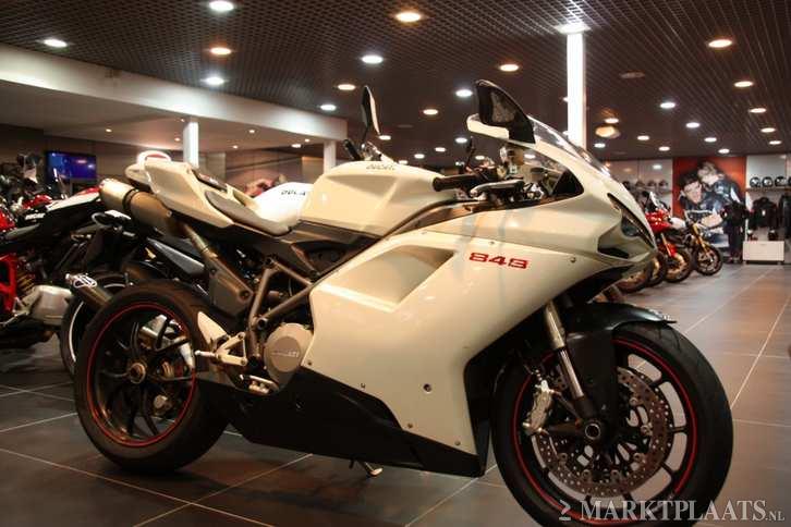 Ducati 848 