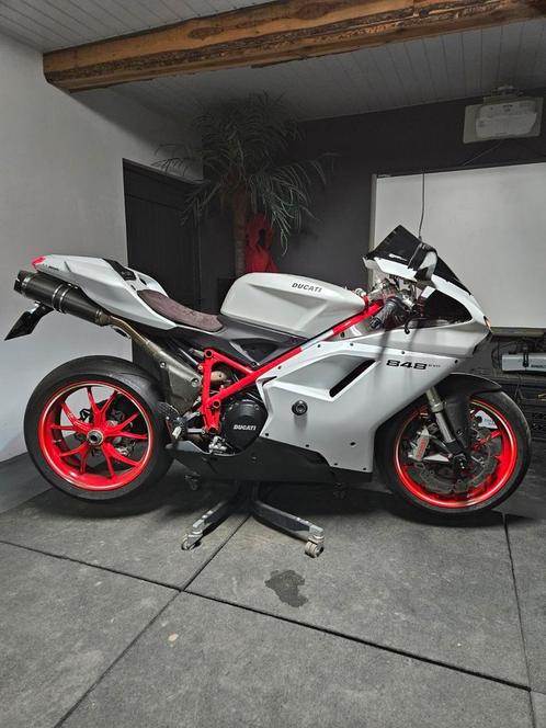 Ducati 848 evo 6500km 2013