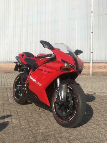 Ducati 848 evo NIEUWSTAAT