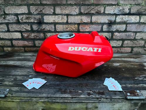Ducati 888 851 benzinetank nieuw nos