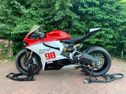 Ducati 899 Panigale circuit