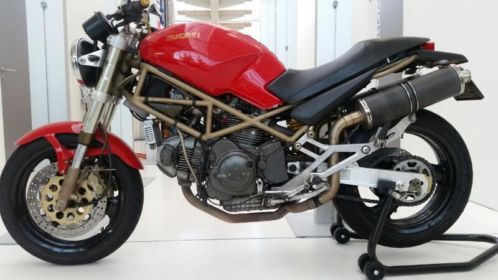Ducati 900 Monster 03999 40dkm  3750,- Full options MOET WEG