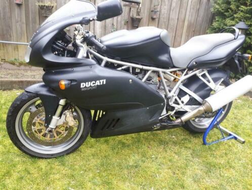 Ducati 900 Supersport