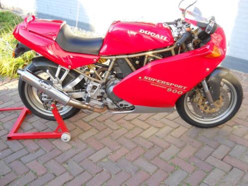 Ducati 900ss