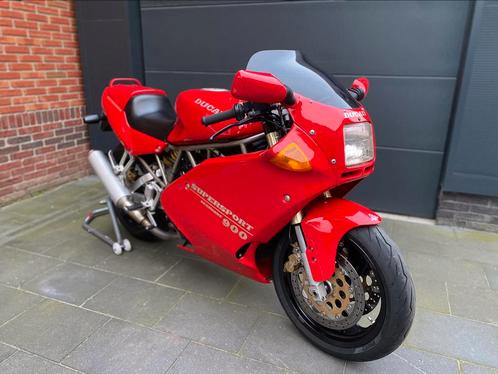 Ducati 900SS SuperSport 1993. In super nette staat